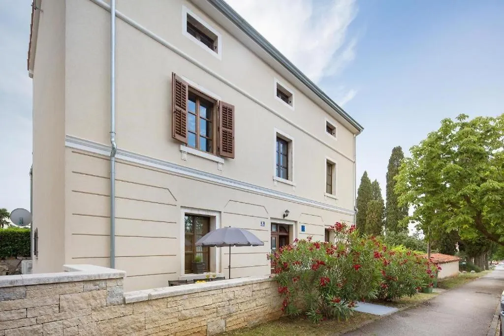 Apartments Bonaparte Porec 0*,