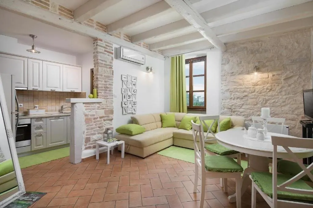 Apartments Bonaparte Porec 0*,