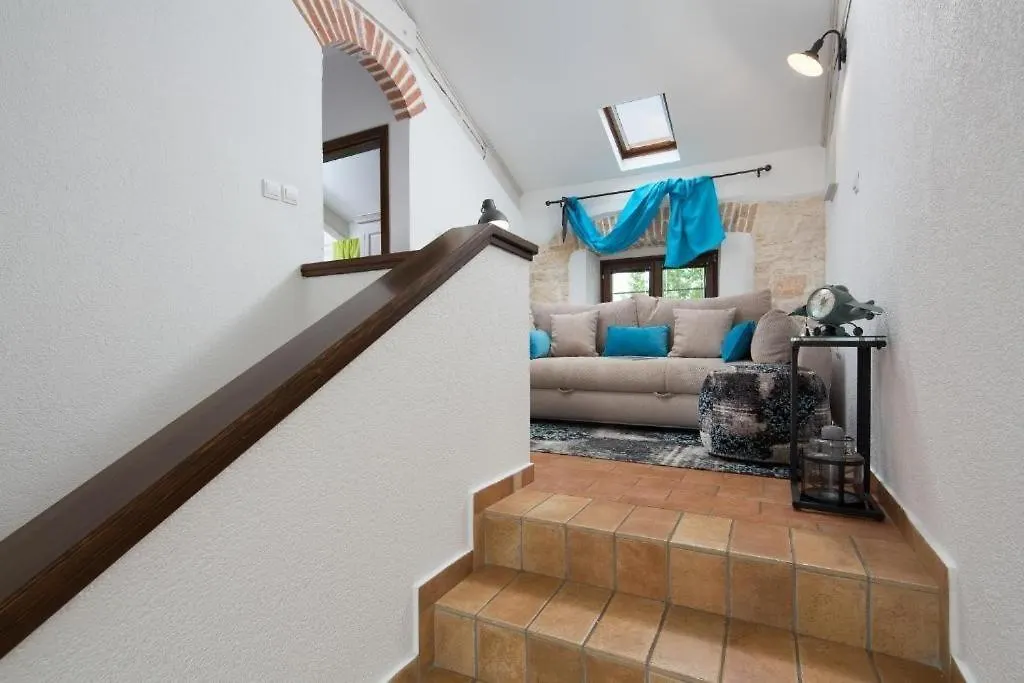 Apartments Bonaparte Porec Guest house