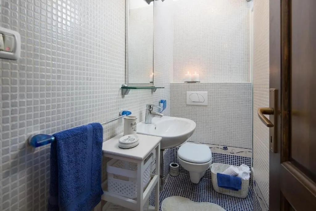 Apartments Bonaparte Porec Guest house