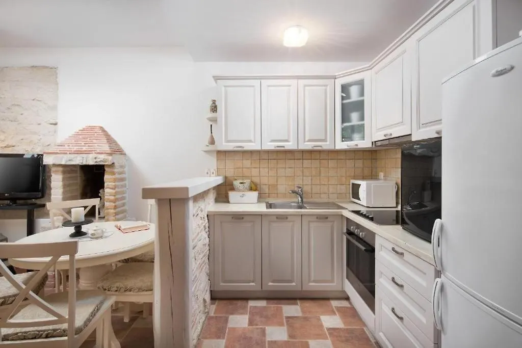 Guest house Apartments Bonaparte Porec Croatia